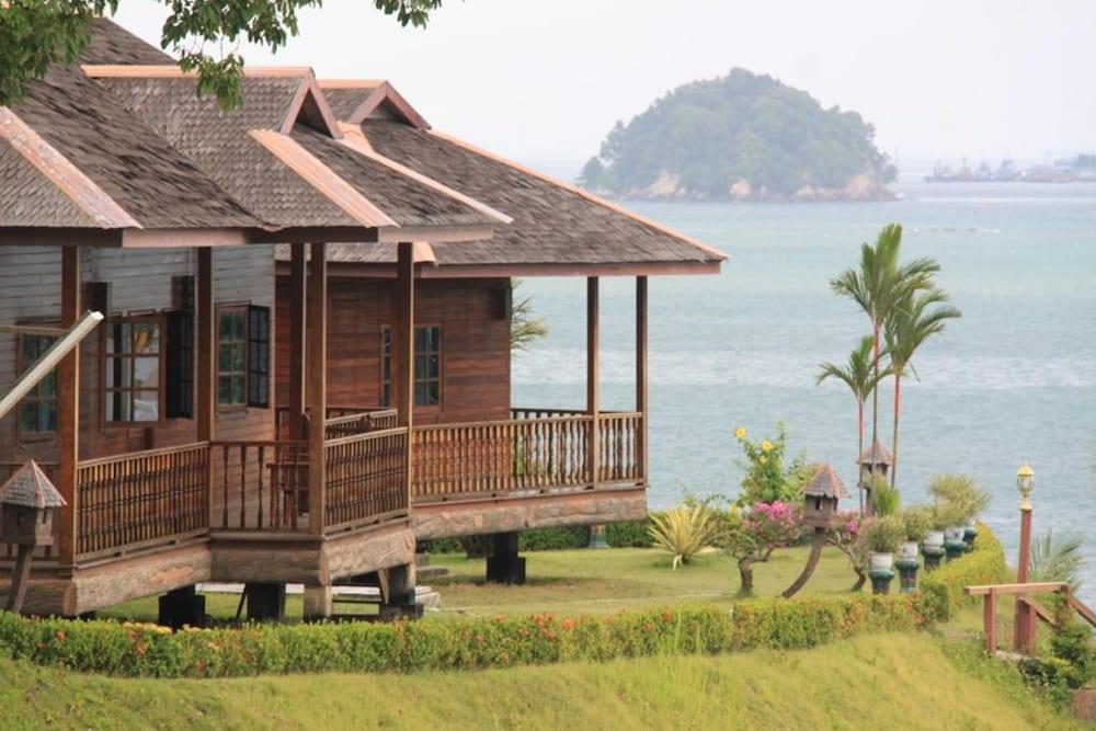 Ktm Resort Batam Sekupang Exterior foto