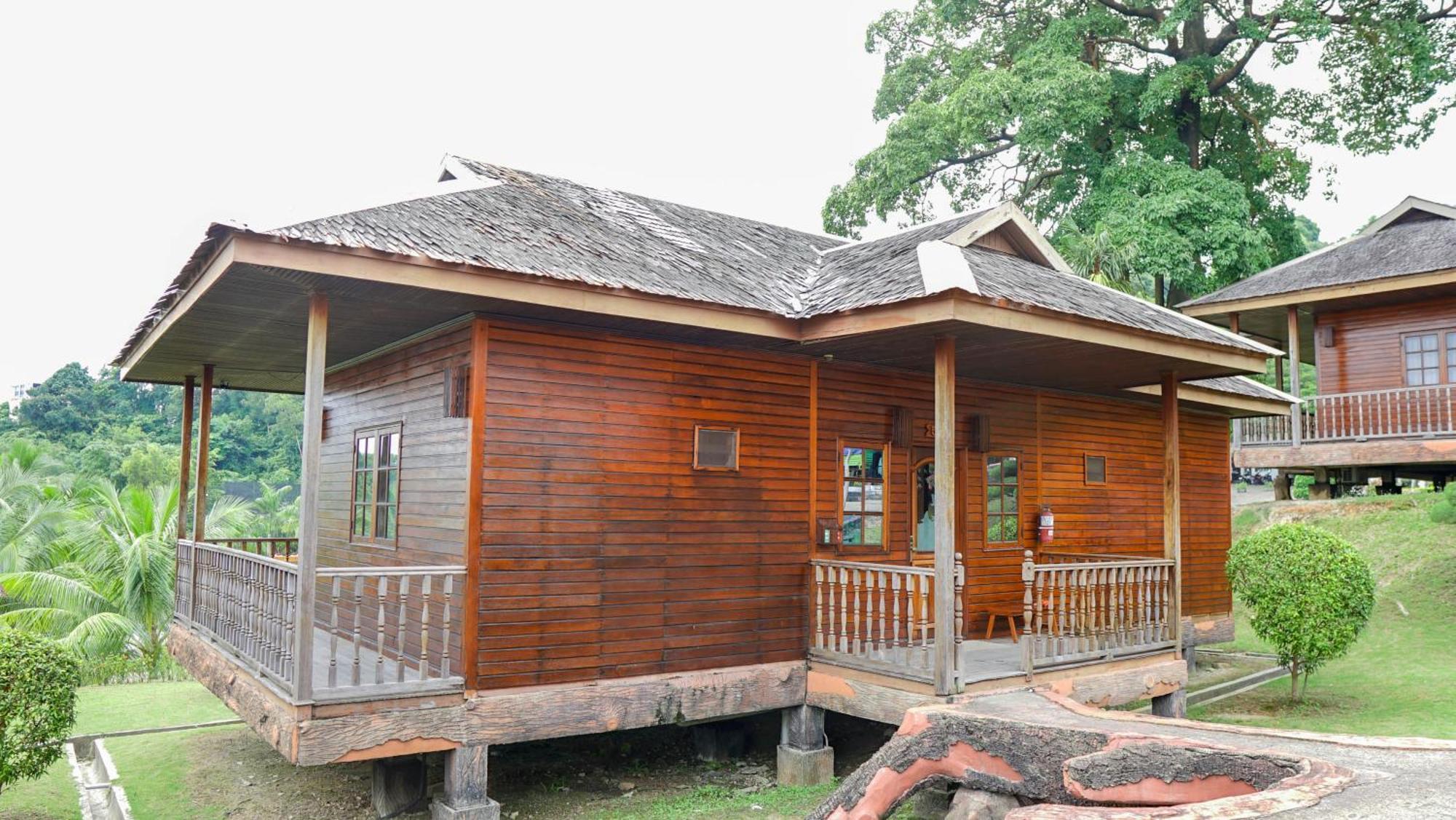 Ktm Resort Batam Sekupang Exterior foto