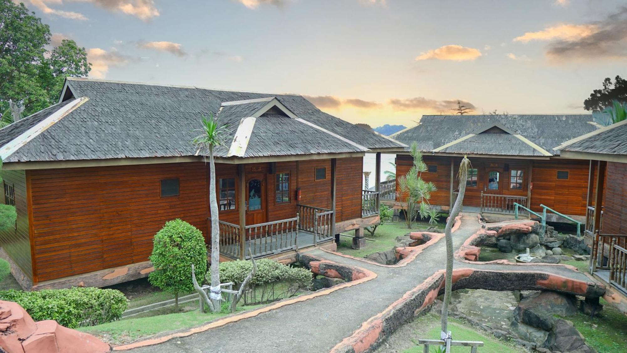 Ktm Resort Batam Sekupang Exterior foto