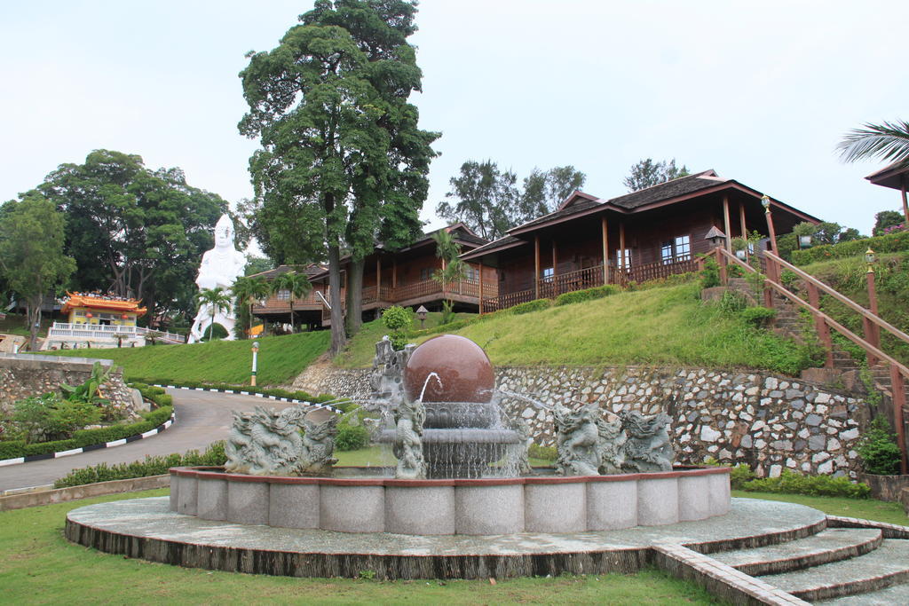 Ktm Resort Batam Sekupang Exterior foto